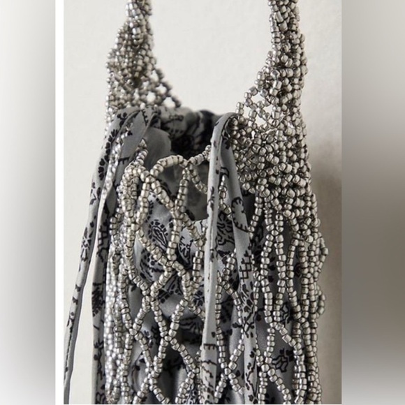 NWT Free People Pewter Silver Hayes Shoulder Bag - Picture 3 of 8